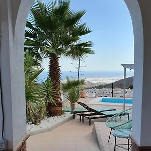 https://casa-jan-with-pool-mountain-and-sea-views.es-andalucia.com